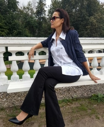 Елизавета, 42